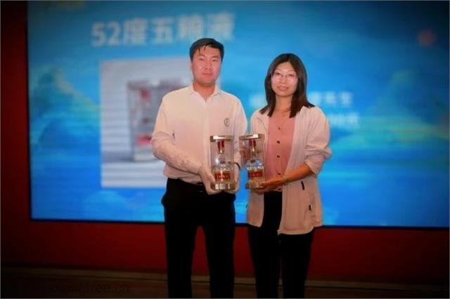 奥莱2.jpg 奥莱2.jpg