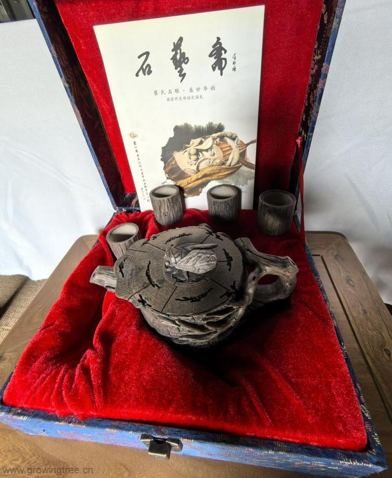 一鸣惊人石壶套组.jpg